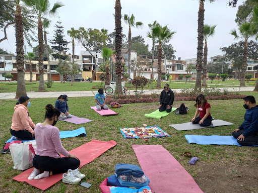 Escuela de Bienestar Bio-Yoga