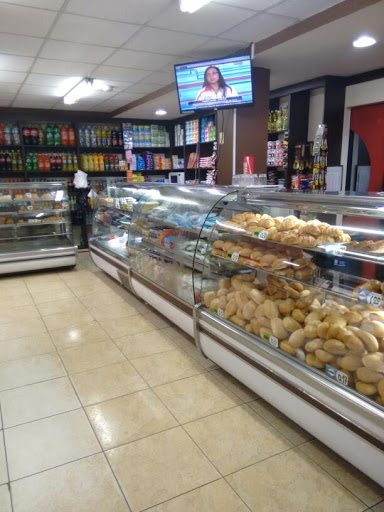 Panaderia Pasteleria Rossy S